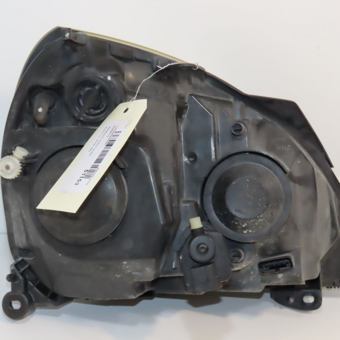 Phare gauche occasion RENAULT CLIO II Phase 2 06-2001->07-2006 1.5 DCI 65ch 7701054058 2