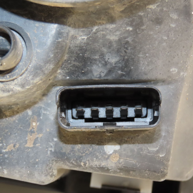 Phare gauche occasion RENAULT CLIO II Phase 2 06-2001->07-2006 1.5 DCI 65ch 7701054058 3