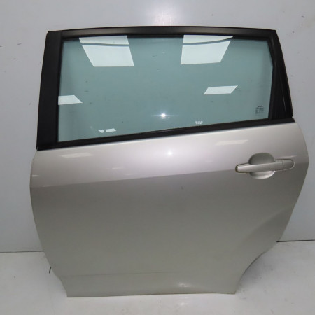 Porte arrière gauche occasion TOYOTA COROLLA VERSO II Phase 1 05-2004->06-2007 136 D-4D 670040F010