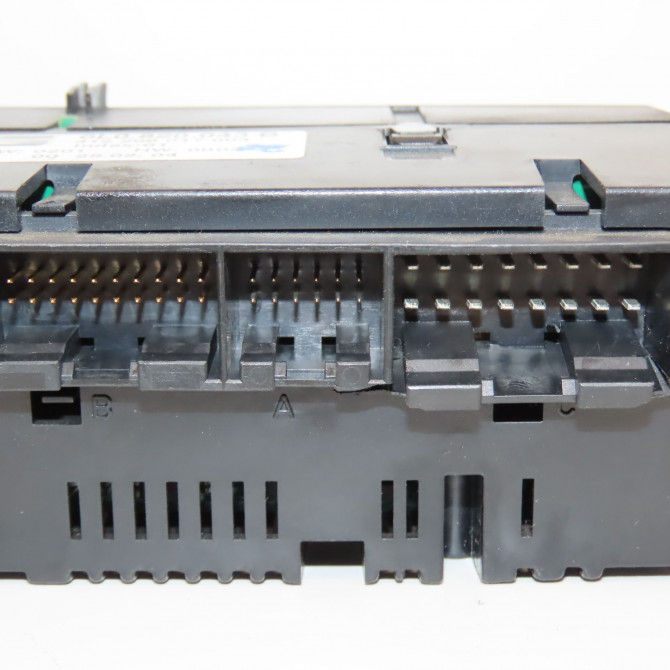 Commande de chauffage occasion SEAT IBIZA III Phase 1 03-2002->03-2006 1.4i 100ch 6L0820043E4X4 3