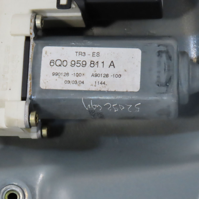 Mecanisme+moteur leve-glace arg occasion SEAT IBIZA III Phase 1 03-2002->03-2006 1.4i 100ch 6L4839755M 5