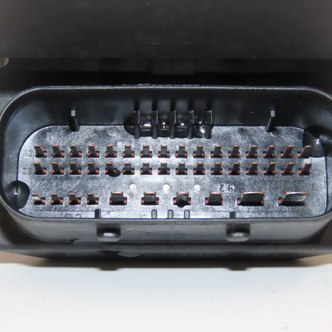 Unité hydraulique ABS occasion SEAT IBIZA III Phase 1 03-2002->03-2006 1.4i 100ch 6Q0698417 2