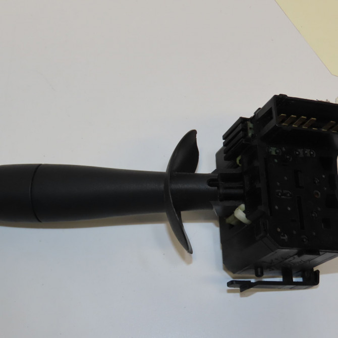 Commande essuie glace occasion RENAULT MASTER II Phase 3 06-2006->04-2010 2.5 DCI  120ch 7701050685 2