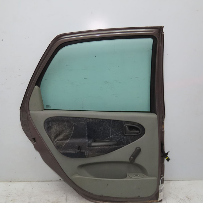 Porte arrière gauche occasion RENAULT SCENIC I Phase 2 08-1999->06-2003 1.6i 107ch 7751472139 2