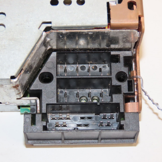 Autoradio occasion RENAULT CLIO II Phase 1 03-1998->06-2001 1.4i 8v 75ch 8200354517 3