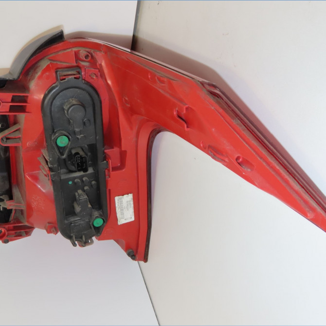 Feu arrière gauche occasion PEUGEOT 5008 I phase 2 09-2013->... 6350KH 3