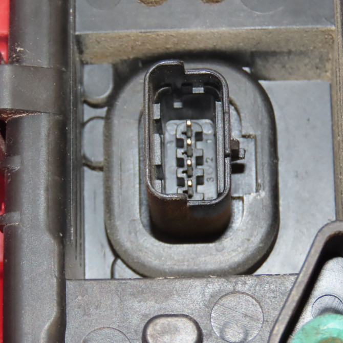 Feu arrière gauche occasion PEUGEOT 5008 I phase 2 09-2013->... 6350KH 4