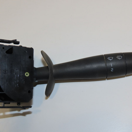 Commande essuie glace occasion RENAULT MASTER II Phase 2 11-2003->10-2006 7701050685