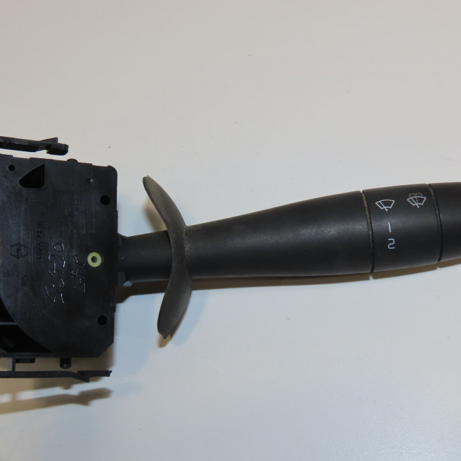 Commande essuie glace occasion RENAULT MASTER II Phase 2 11-2003->10-2006 7701050685 1