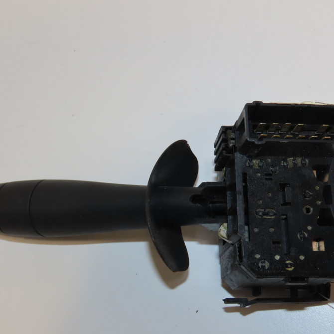 Commande essuie glace occasion RENAULT MASTER II Phase 2 11-2003->10-2006 7701050685 2