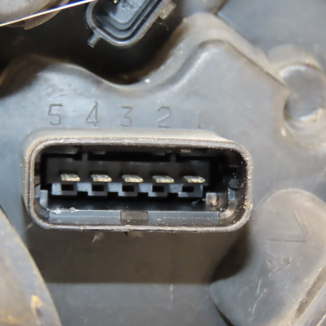 Phare gauche occasion RENAULT LAGUNA II Phase 2 03-2005->09-2007 1.9 DCI 125ch 7701476940 3