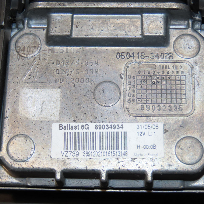 Phare gauche occasion RENAULT LAGUNA II Phase 2 03-2005->09-2007 1.9 DCI 125ch 7701476940 5