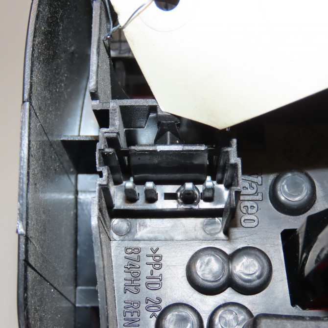 Feu arrière droit occasion RENAULT LAGUNA II Phase 2 03-2005->09-2007 1.9 DCI 125ch 8200262668 3