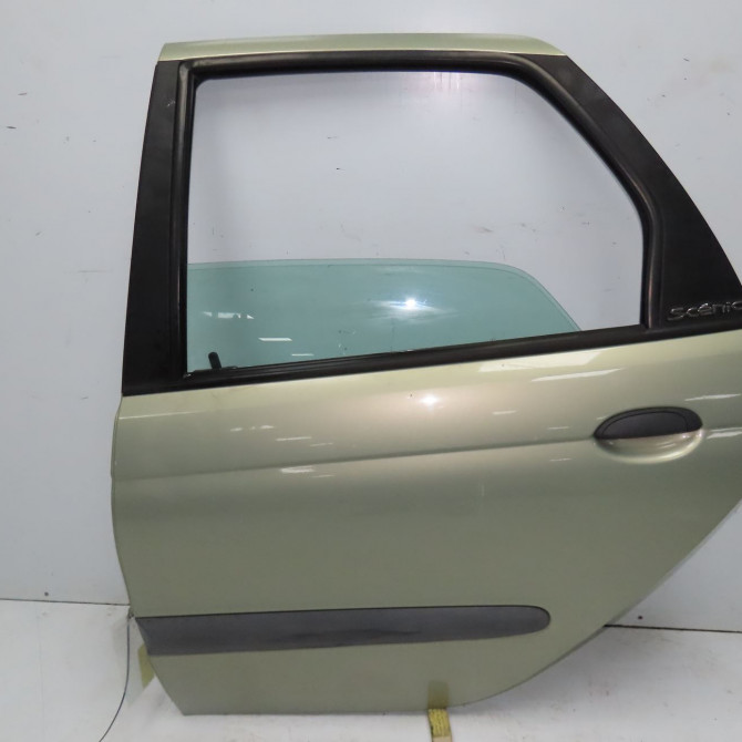 Porte arrière gauche occasion RENAULT MEGANE SCENIC I Phase 1 09-1996->08-1999 1.6 7751472139 1