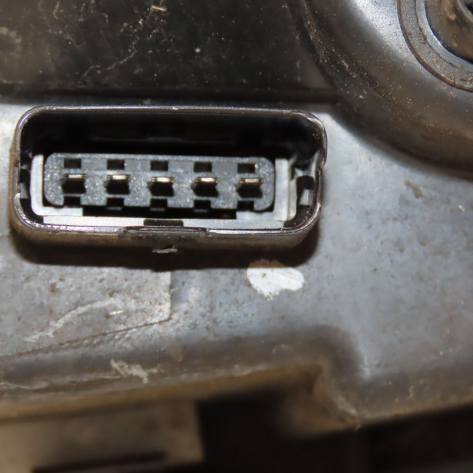 Phare droit occasion RENAULT CLIO II Phase 2 06-2001->07-2006 1.2 16v 7701054063 3