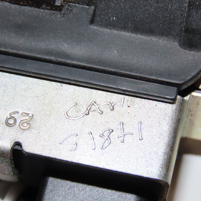 Serrure hayon occasion VOLKSWAGEN POLO V Phase 2 02-2014->... 6R0827505E9B9 4