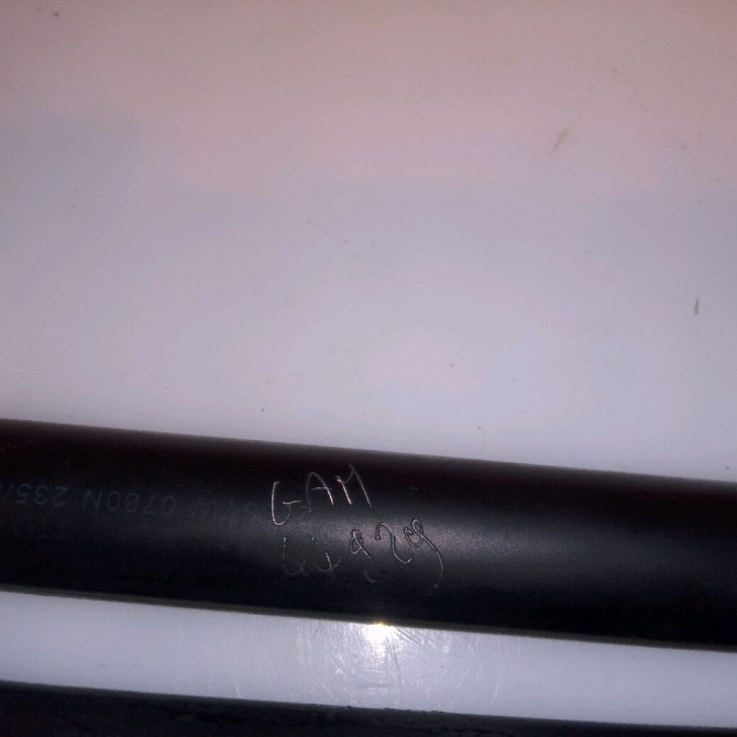 Verin droit hayon occasion VOLKSWAGEN TOURAN I Phase 2 11-2006->09-2010 1.9 TDI 105ch 1T0827550E 2