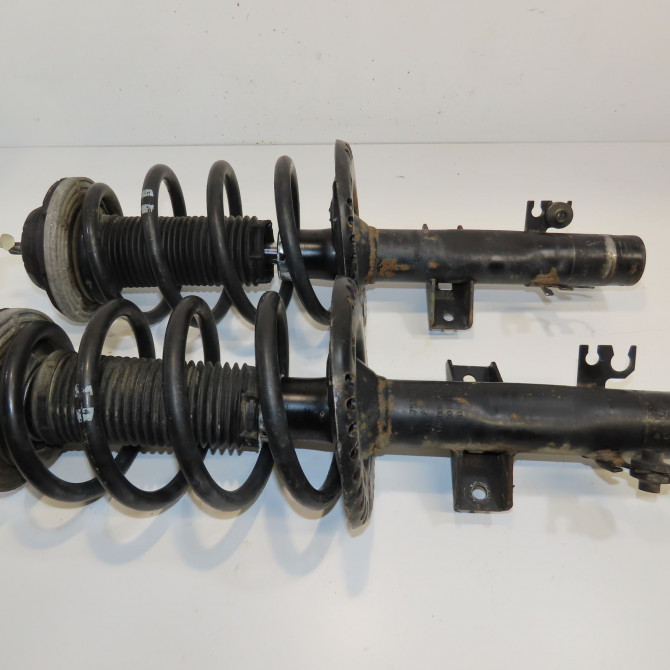 Amortisseur avant droit occasion VOLKSWAGEN TRANSPORTER V Phase 1 06-2003->08-2009 7E5413031H 1