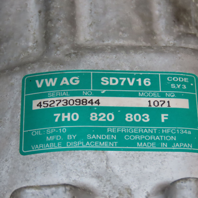 Compresseur air conditionne occasion VOLKSWAGEN CADDY III Phase 1 03-2004->07-2010 1.9 TDI 105ch 7H0820803F 5