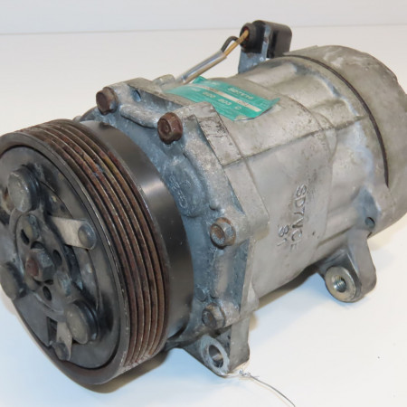 Compresseur air conditionne occasion VOLKSWAGEN TRANSPORTER V Phase 1 06-2003->08-2009 7H0820803F
