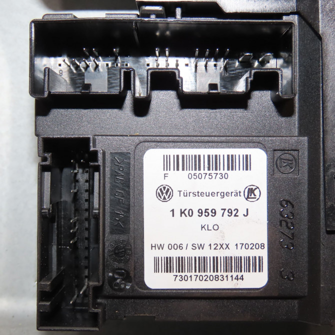 Mecanisme + moteur lève-glace avant droit occasion VOLKSWAGEN TOURAN I Phase 2 11-2006->09-2010 1.9TDI 90 1T1837462B 4