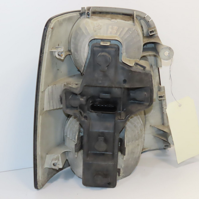 Feu arrière droit occasion VOLKSWAGEN TOURAN I Phase 2 11-2006->09-2010 2.0TDi 16v 140ch 1T0945096P 2