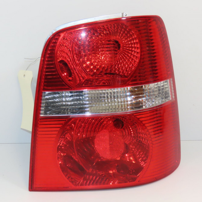 Feu arrière droit occasion VOLKSWAGEN TOURAN I Phase 2 11-2006->09-2010 2.0TDi 16v 140ch 1