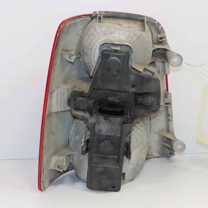 Feu arrière droit occasion VOLKSWAGEN TOURAN I Phase 2 11-2006->09-2010 2.0TDi 16v 140ch 2