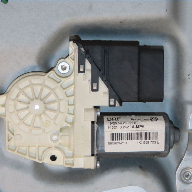 Mecanisme+moteur leve-glace arg occasion VOLKSWAGEN TOURAN I Phase 2 11-2006->09-2010 2.0TDi 16v 140ch 3