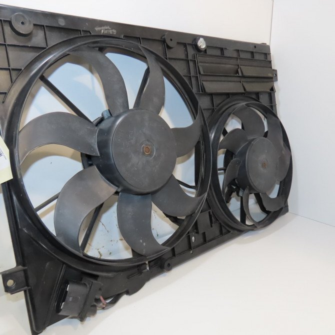 Ventilateur de refroidissement occasion VOLKSWAGEN TOURAN I Phase 2 11-2006->09-2010 2.0TDi 16v 140ch 3