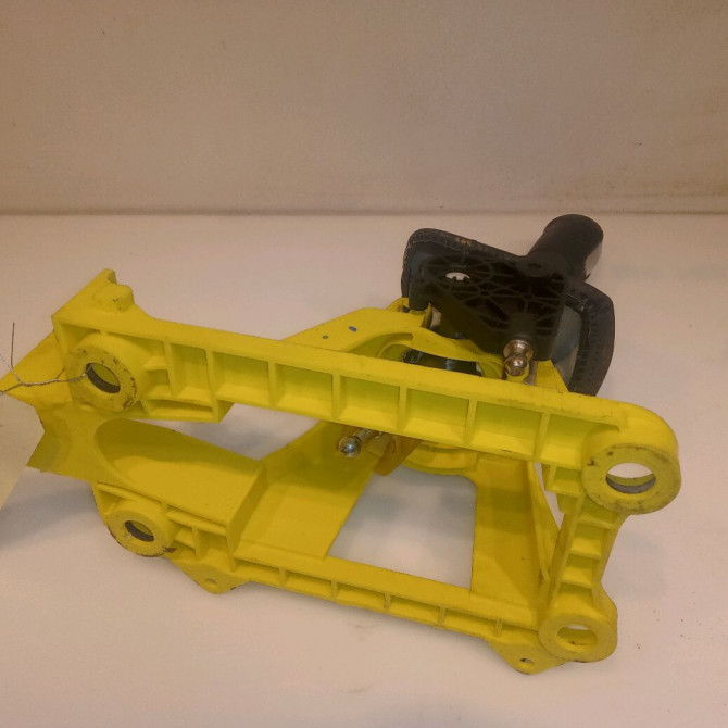 Levier de vitesses occasion VOLVO C30 Phase 1 04-1995->04-1999 1.6 D 115ch 30759916 3