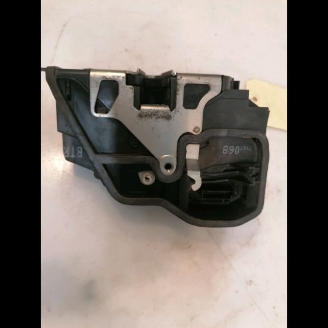 Serrure porte avd occasion B.M.W. SERIE 5 V Phase 1 07-2003->03-2007 530d 218ch 51217202146 2