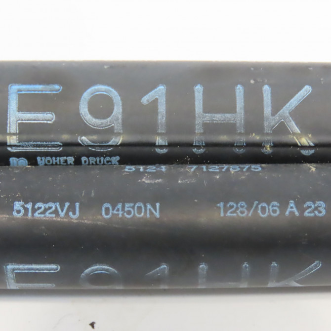 Verin droit hayon occasion B.M.W. SERIE 3 V Phase 1 04-1995->04-1999 320d 163ch 51247127875 2