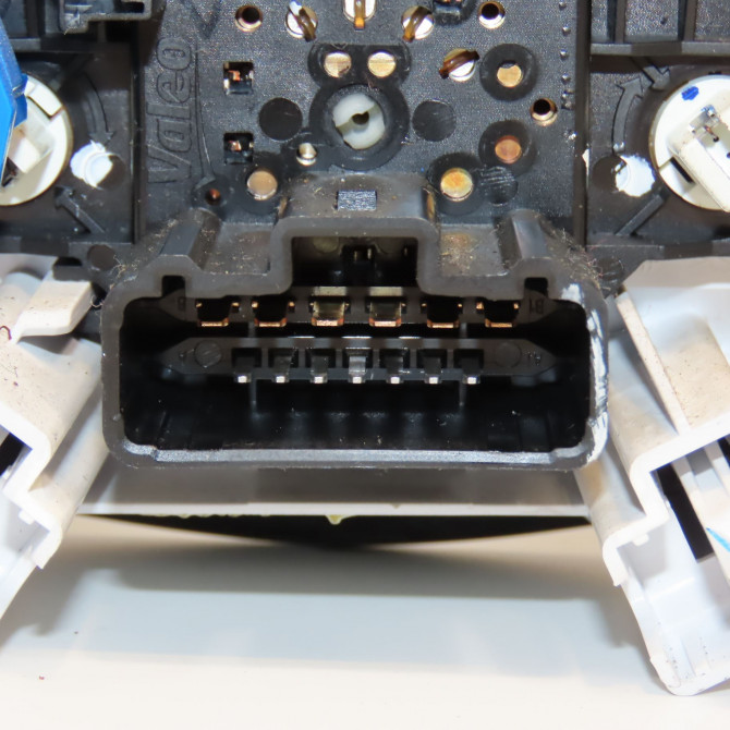 Commande de chauffage occasion DACIA DUSTER Phase 2 09-2013->... 1.5 DCI 110ch 275103362R 3