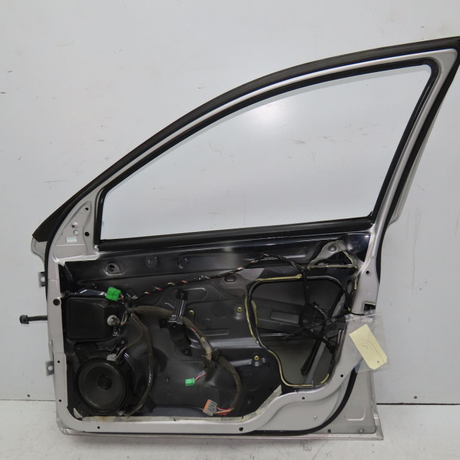 Porte avant droite occasion VOLVO S60 I Phase 1 09-2000->06-2004 2.4 D 30649390 3