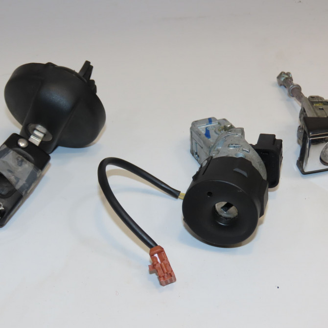 Kit serrures + antivol occasion CITROEN C3 PICASSO Phase 1 02-2009->08-2012 1.6 HDi 16v 90ch 4162SV 1