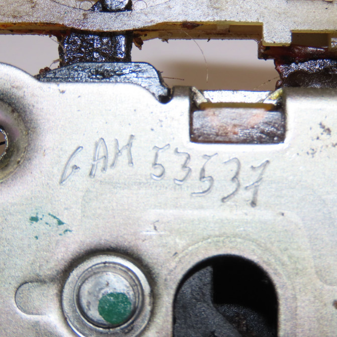 Serrure porte avg occasion DACIA DUSTER Phase 2 09-2013->... 1.5 DCI 110ch 805032923R 4