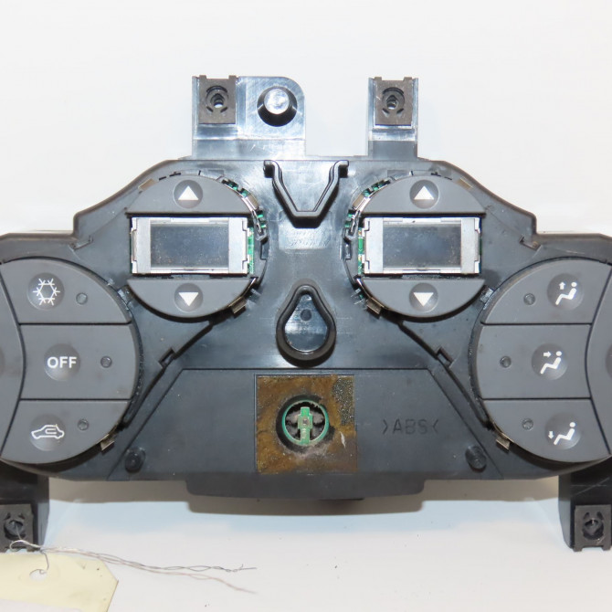 Commande de chauffage occasion FIAT PANDA II Phase 1 09-2003->12-2012 1.2i 60ch 735498813 1