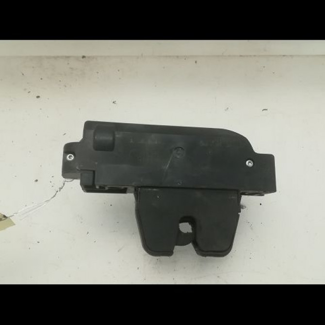 Serrure hayon occasion CITROEN C3 I Phase 2 10-2005->12-2010 1.1i 871982 1