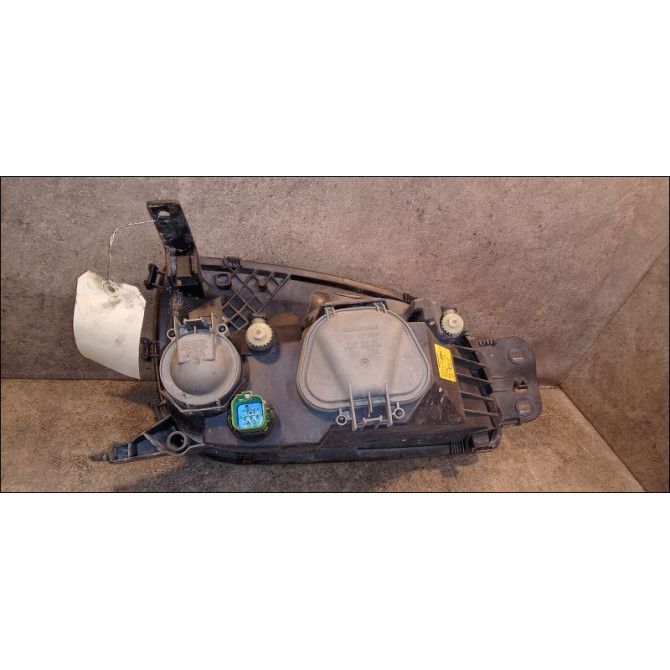 Phare gauche occasion FORD FIESTA IV Phase 2 09-1999->09-2002 1.3i 1127897 2