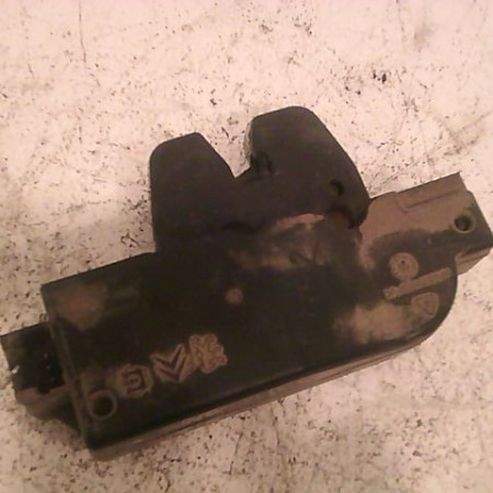 Serrure hayon occasion PEUGEOT 307 Phase 1 04-2001->06-2005 2.0 HDI 110ch 871982