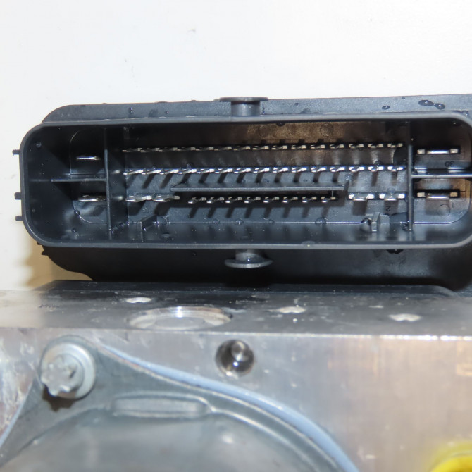 Unité hydraulique ABS occasion PEUGEOT 308 II 308 II Phase 1 2013-06-01->2017-08-31 1.2 130ch 1613388280 5