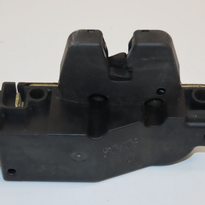 Serrure hayon occasion CITROEN C2 Phase 1 09-2003->10-2008 1.1i 871982 2