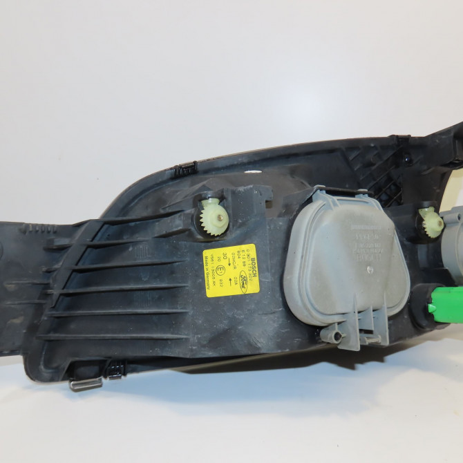 Phare droit occasion FORD COURRIER IV Phase 1 04-1995->04-1999 1.8 D 60ch 1127895 2