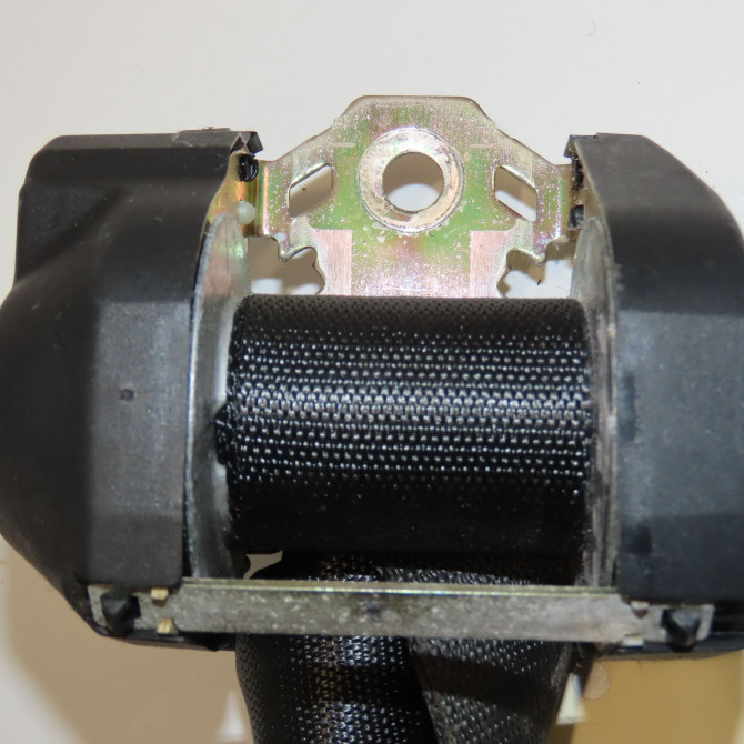 Ceinture arrière droite occasion FORD MONDEO II Phase 1 09-2000->06-2007 2.0 TDCI 130ch 1541445 2