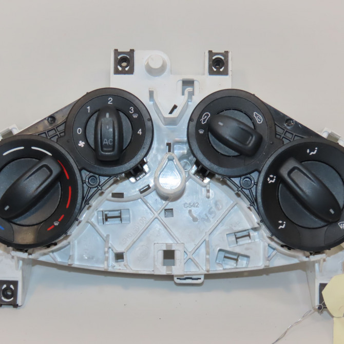 Commande de chauffage occasion FORD KA II Phase 1 10-2008->... 1.3 TDCI 75ch 1830994 1