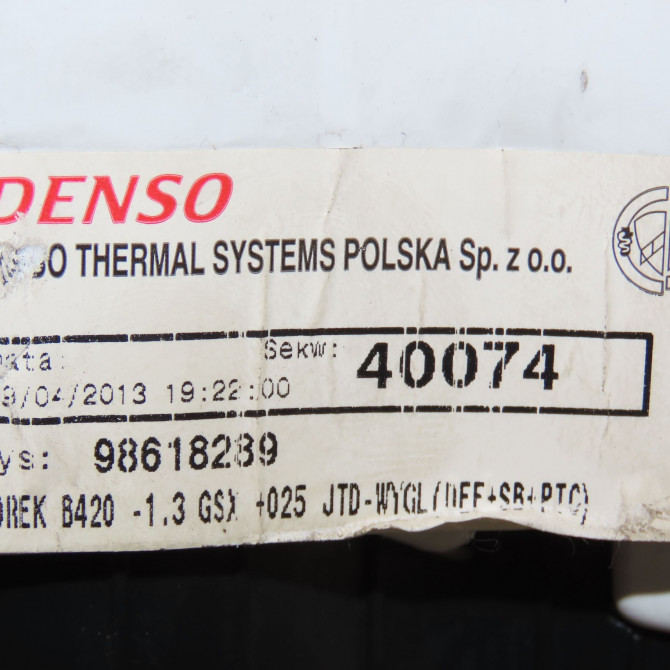 Commande de chauffage occasion FORD KA II Phase 1 10-2008->... 1.3 TDCI 75ch 1830994 4