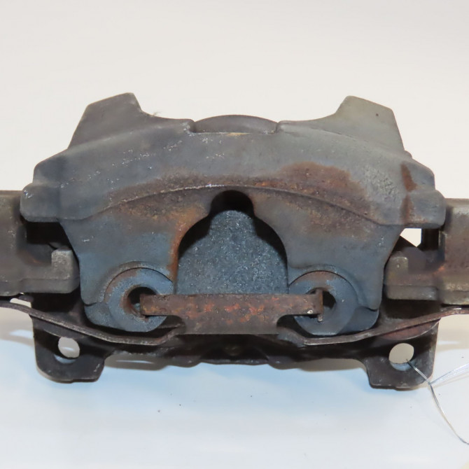 Etrier de frein avant gauche occasion  LR015387 2