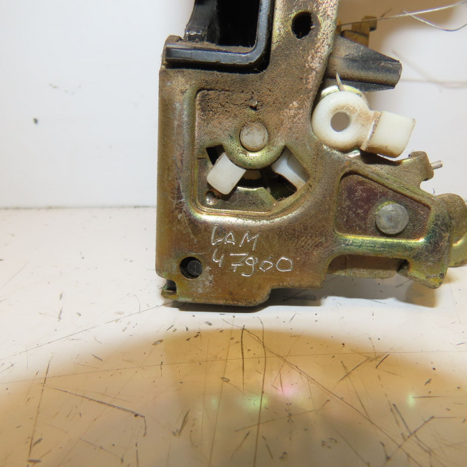 Serrure porte avd occasion RENAULT KANGOO I Phase 1 09-1997->06-2003 1.9 D 65ch 7701046800 3