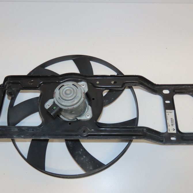 Ventilateur de refroidissement occasion RENAULT CLIO CAMPUS II Phase 2 07-2009->12-2012 1.2i 60ch 7701050677 2